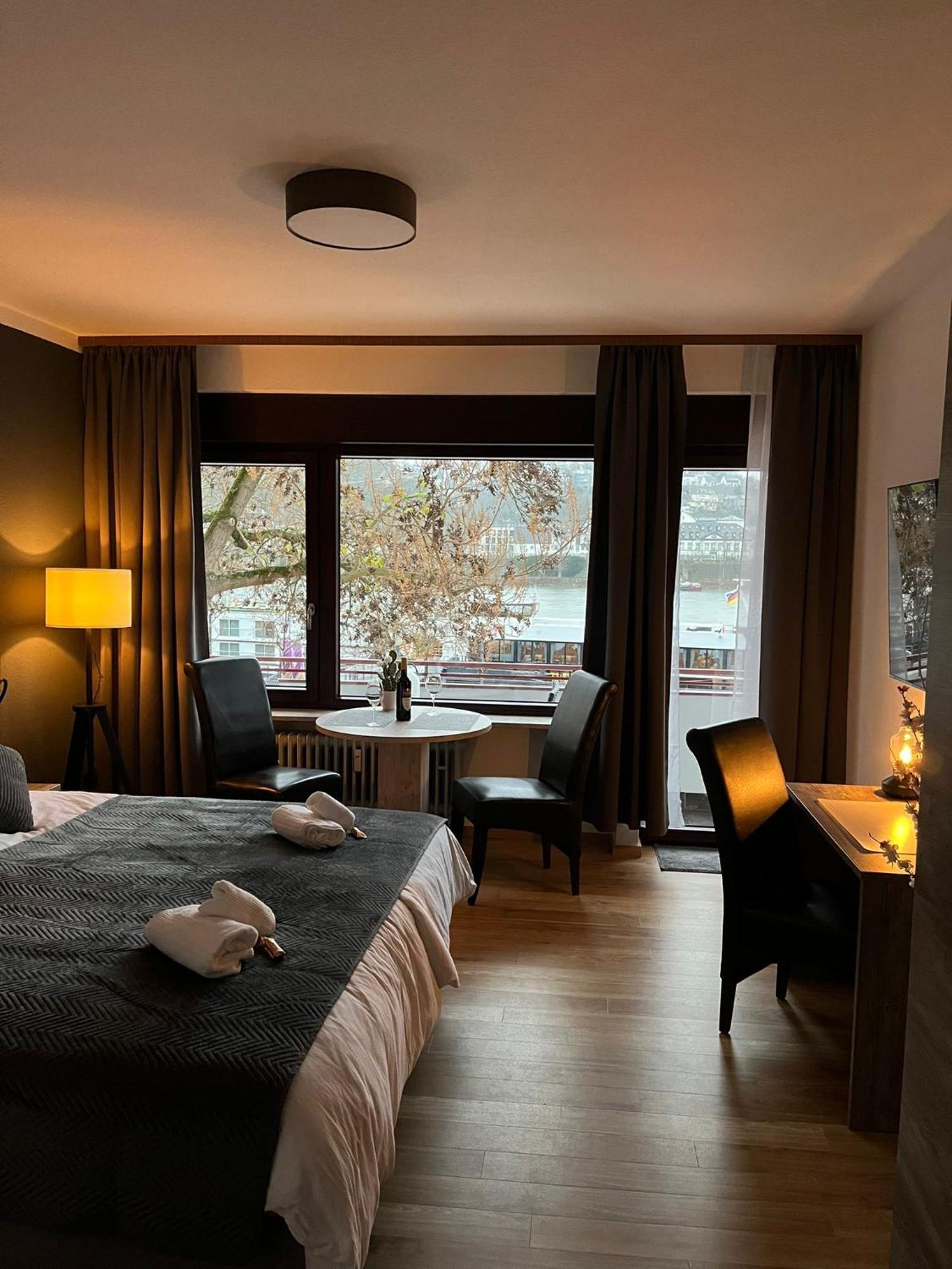 Rheinpanorama Suite Mit Balkon Coblence Extérieur photo